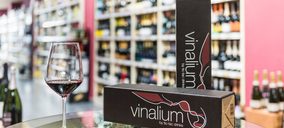 Vinalium abre casi una treintena de tiendas y supera el centenar