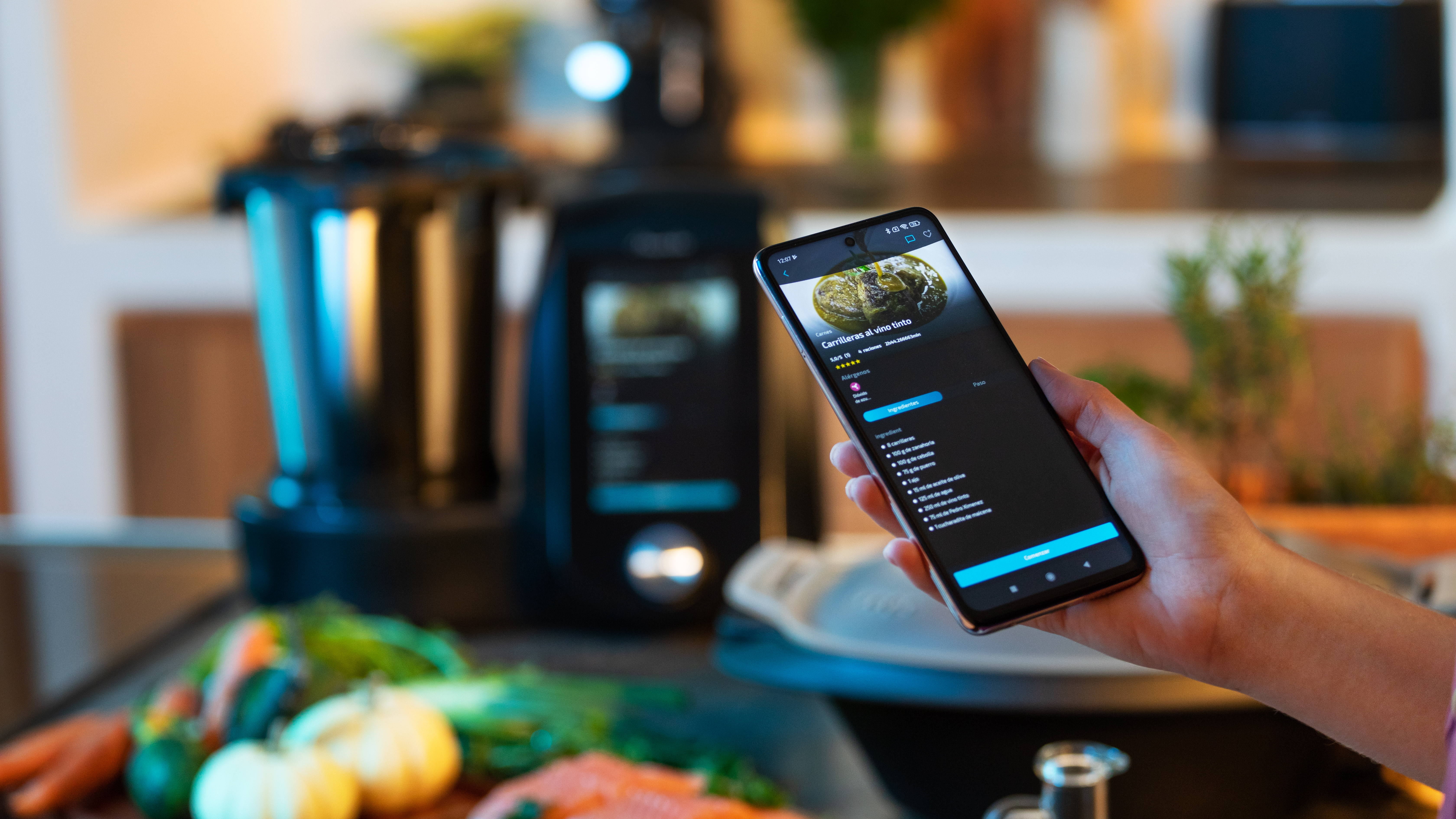 Cecotec lanza Mambo conectada