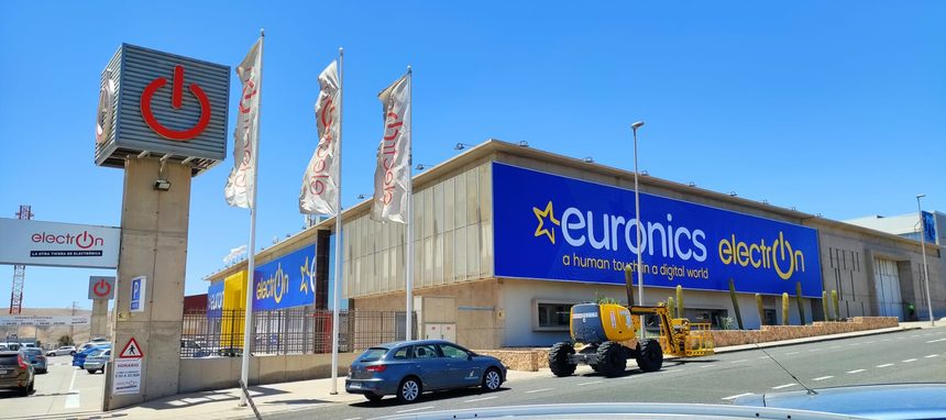 Euronics arranca las primeras identificaciones de tiendas en Canarias