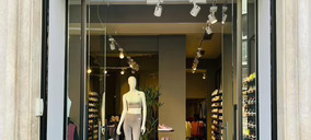 Décimas crece en el centro de Barcelona con una nueva tienda