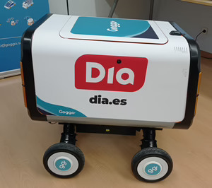 DIA experimenta el reparto con robots autónomos