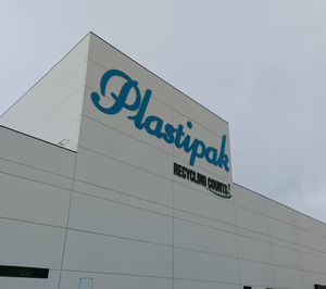 Plastipak Ibérica inaugura su nueva planta de rPET