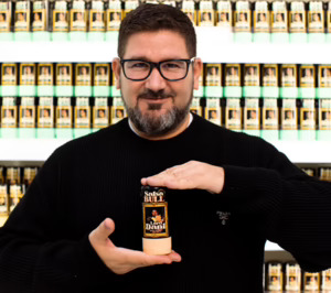 Dani García lleva su salsa Bull a los supermercados de la mano de Carrefour