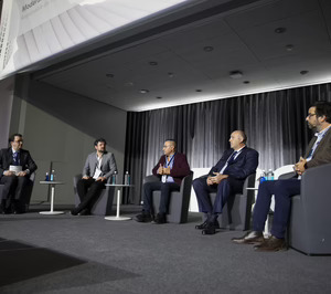 Faltan 20.000 transportistas en España