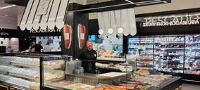 Ahumados Domínguez prosigue con su proyecto detallista y prepara el salto a las islas