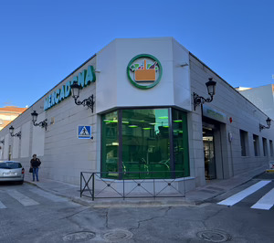 Mercadona concluye el primer semestre de 2023 con menos supermercados y superficie que en 2022