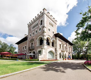 El Castillo del Bosque la Zoreda, a la venta