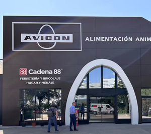 La cooperativa ganadera Avicon diversifica hacia la ferretería con Cadena 88