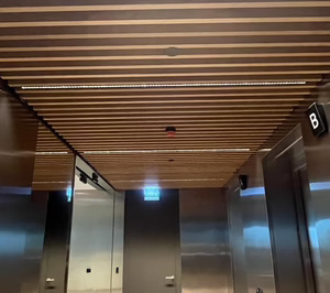 Hunter Douglas aporta sus techos a las oficinas de la Torre Puig de Barcelona